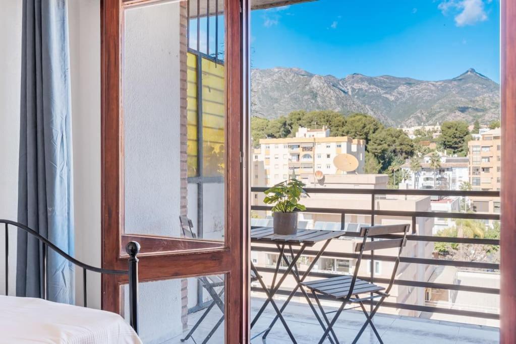 מארבלה Central Beach Apartment With Free Parking And Pool מראה חיצוני תמונה